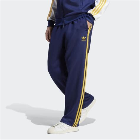 wide leg track pants men.